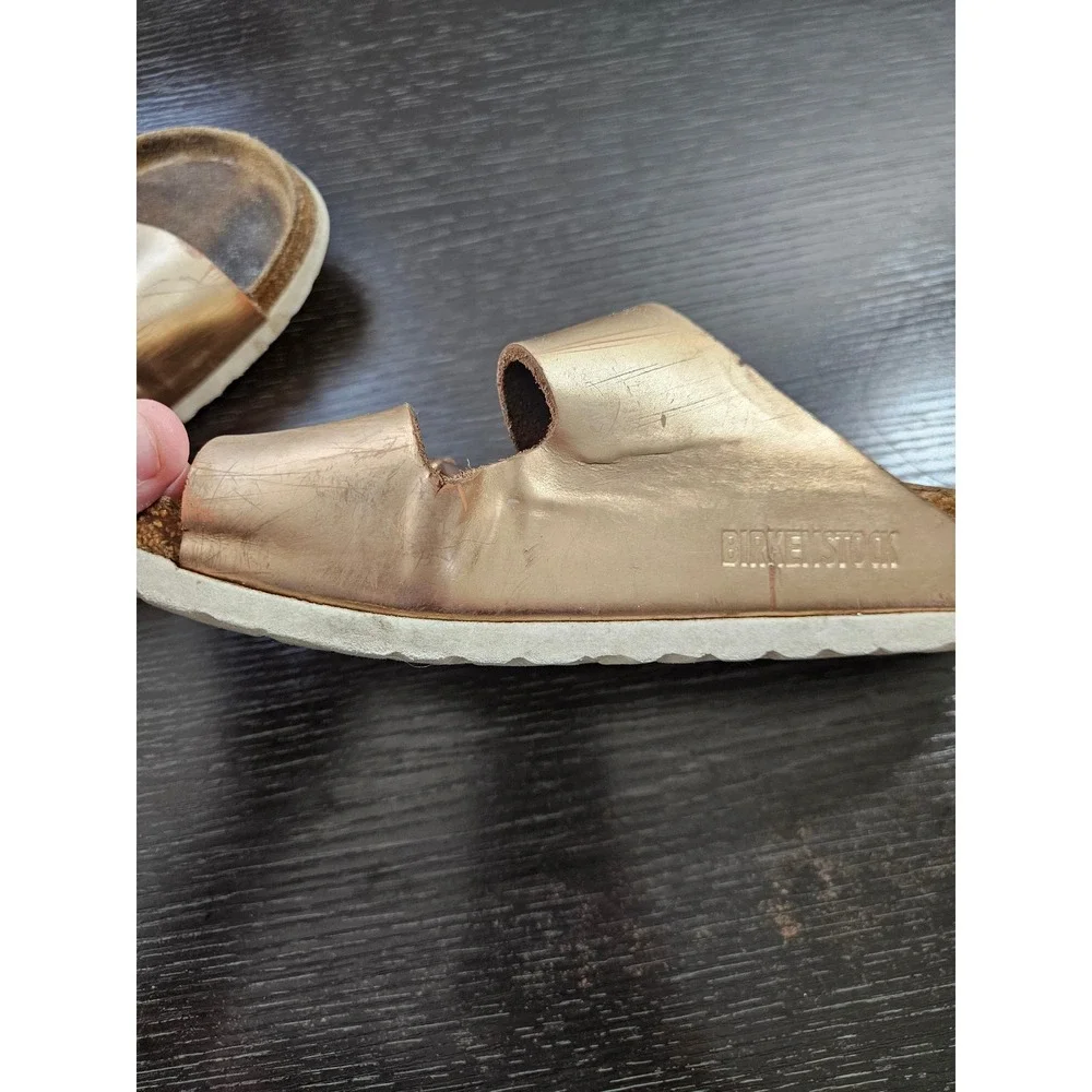 Birkenstock‎ Arizona Metallic Rose Gold Leather Two Strap Sandals Slides Womens